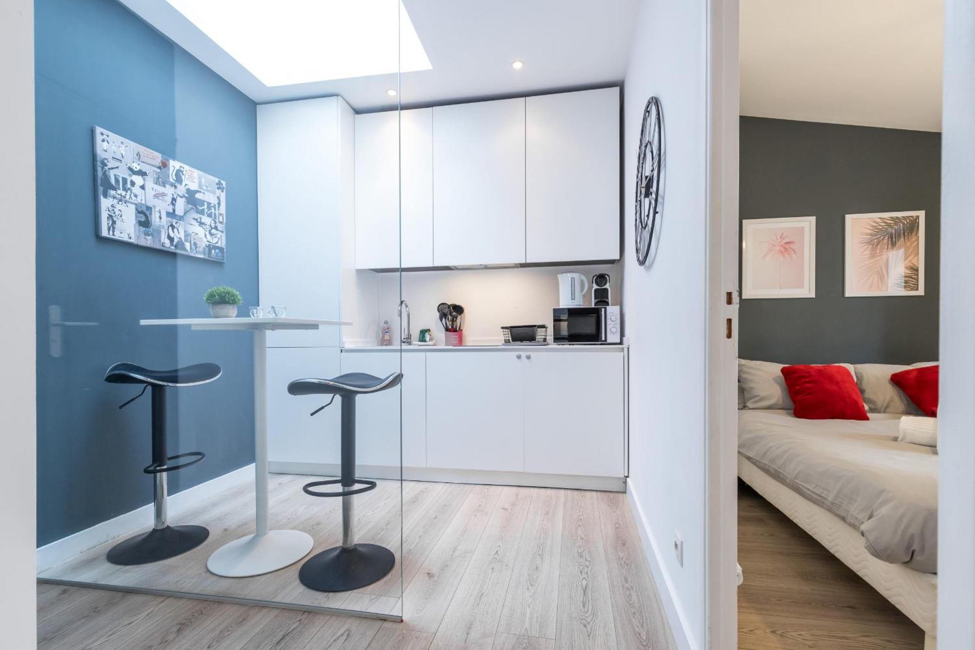 ניס Magenta Square Central 1 Bdr With Ac מראה חיצוני תמונה