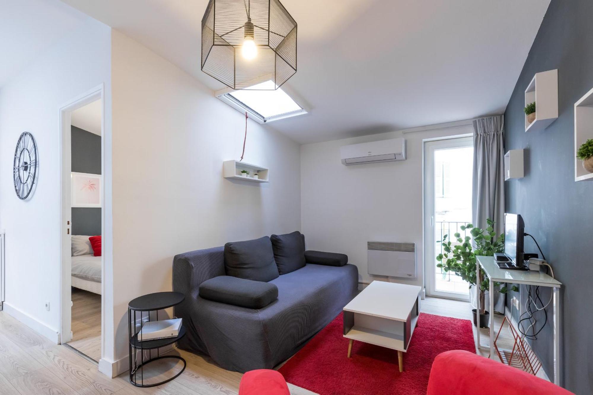 ניס Magenta Square Central 1 Bdr With Ac מראה חיצוני תמונה